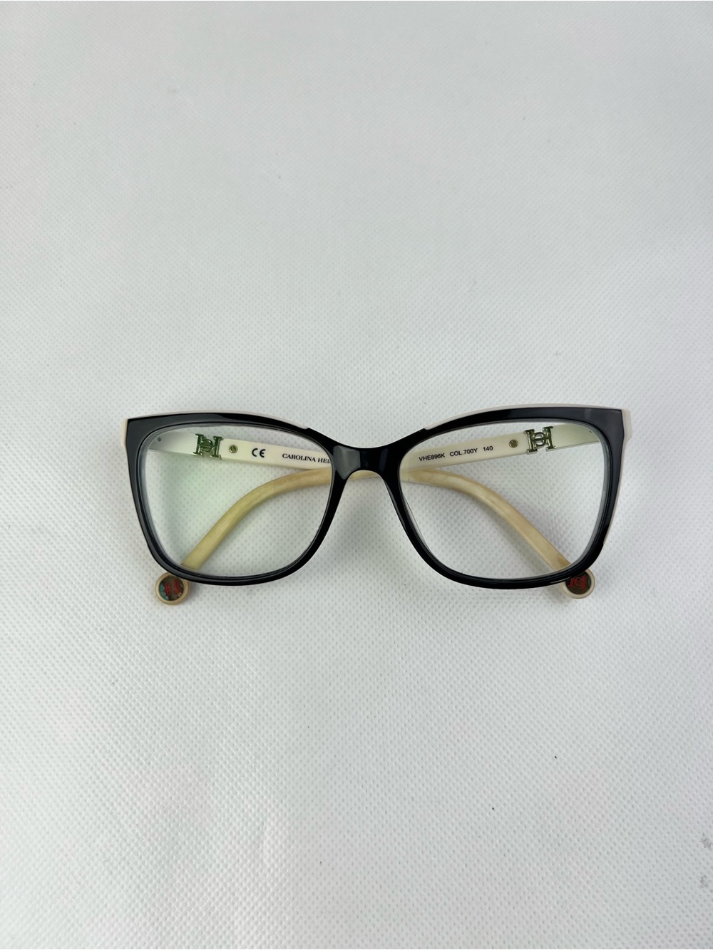 Carolina Herrera VHE896K COL.700Y NOS Black white Eyeglasses Frame 54-16-140 - Picture 9 of 9